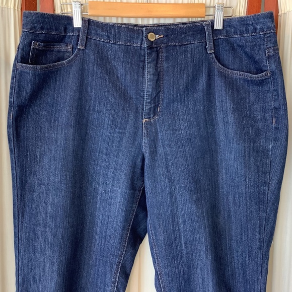 Jones New York Jeans Women's City Cuffed Capri Blue Denim With Stretch Size 16W - Picture 2 of 8